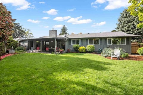 Jim and Shirley's Cukoo's Nest House in Hillsboro