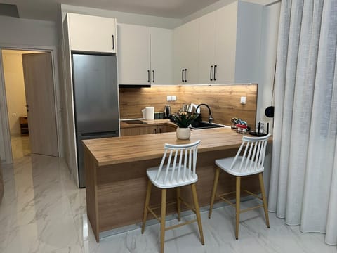 Kitchen or kitchenette, kitchen, kitchen