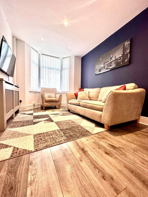 Beautiful Entire House! Apartment in Liverpool