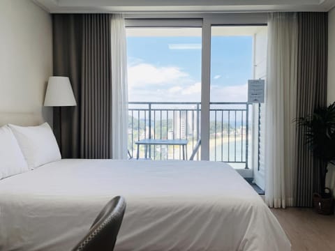 Bed, View (from property/room), Bedroom