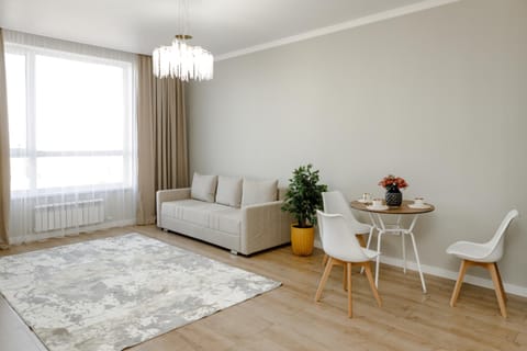 TV and multimedia, Living room, Seating area, Dining area, heating