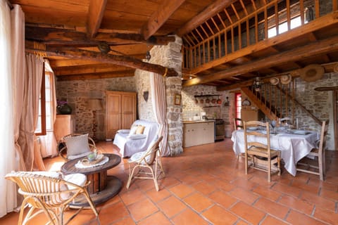 Communal lounge/ TV room, TV and multimedia, Living room, internet, pet friendly