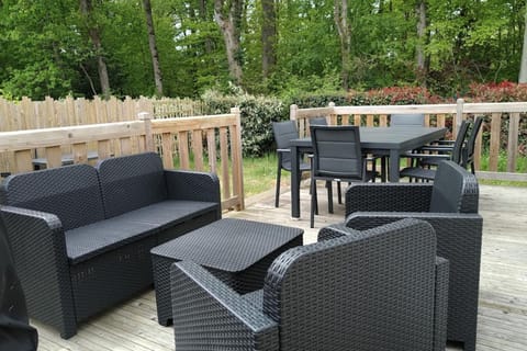 Mobil home with pool in Dinard House in Dinard