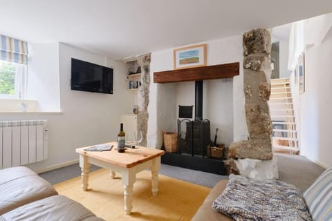 Farm Cottage, Chypons Farm, Rural St Ives House in England