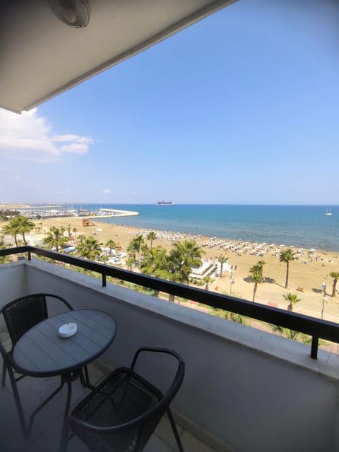 Balcony/Terrace, Balcony/Terrace, Dining area, Beach, Sea view