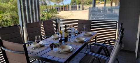 Patio, Balcony/Terrace