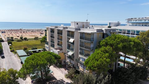 Bird's eye view, Sea view, Parking