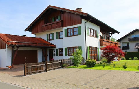 Ferienwohnungen Eibl Apartment in Salzburgerland