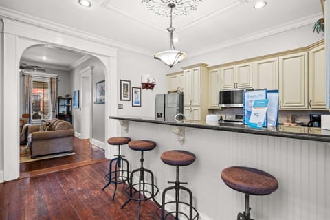 3 Bedroom Home Close to Cincy Stadiums, Downtown House in Covington