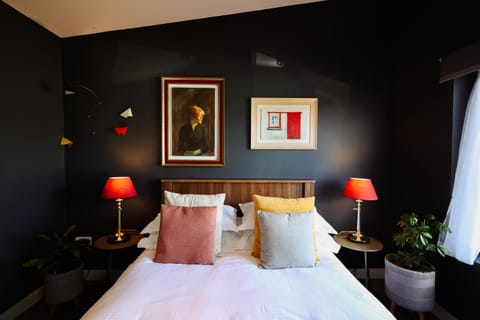 Bed, Decorative detail, Bedroom