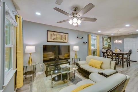 Athens Home with Deck - Near Sanford Stadium! House in Athens