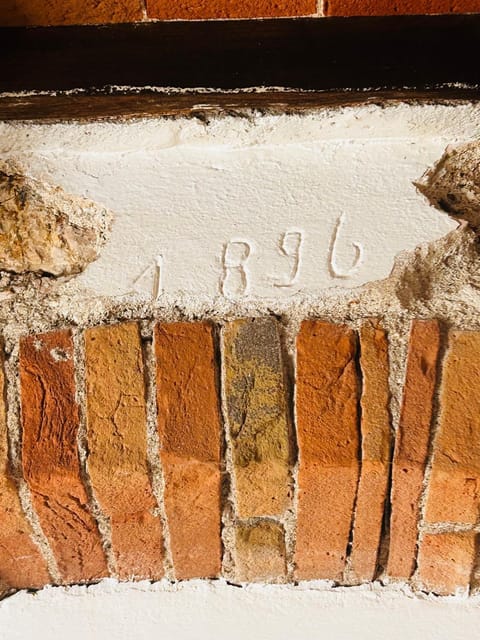 Property logo or sign