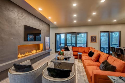 Maynard V at Elk Creek House in Banner Elk