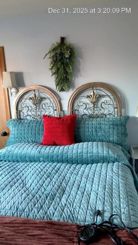 Riverhouse Hidden Gem Bed and Breakfast in The Dalles