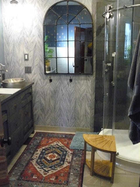 Riverhouse Hidden Gem Bed and Breakfast in The Dalles