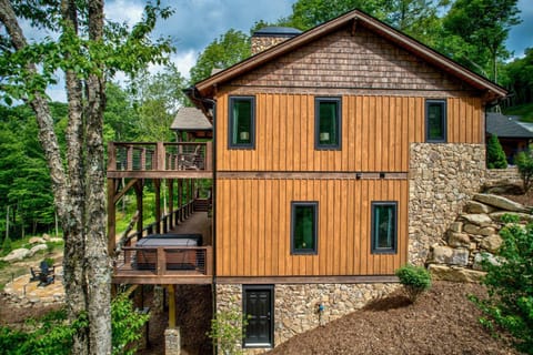 Firefly Springs at Eagles Nest House in Beech Mountain