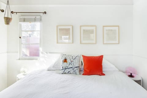 Silver Lake Mid-century Nestled in the Treetops House in Echo Park