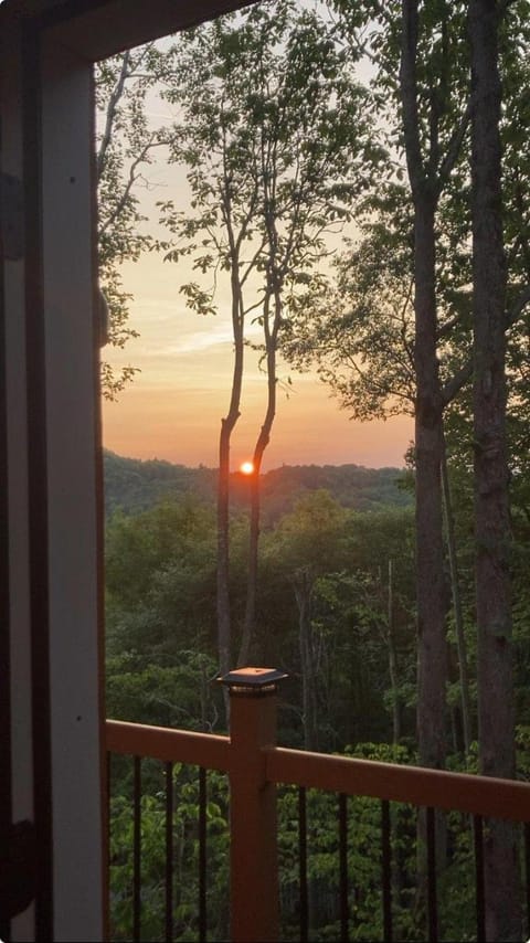 The Mountainbriar Lodge House in Beech Mountain