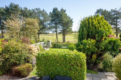 Garden, Garden view