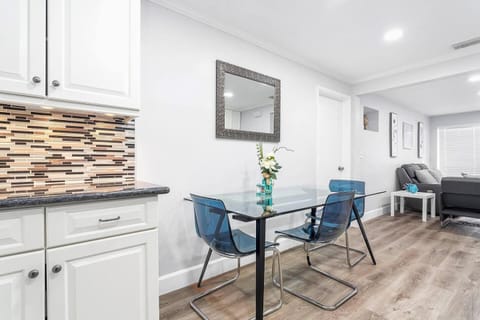 Luxury home House in Dania Beach