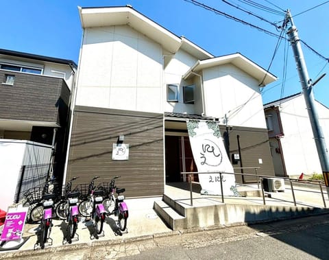 Property building, Cycling