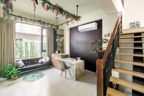 Property building, Living room, Seating area, Dining area, air conditioner