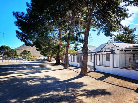 Property building, View (from property/room), Street view