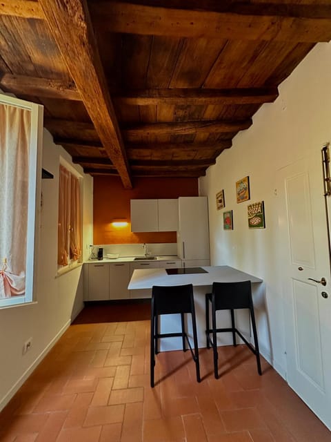 Home 28 appartamento nel cuore di Modena centro Apartment in Modena