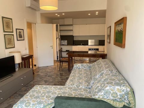 la casa di Selina Apartment in Chiavari