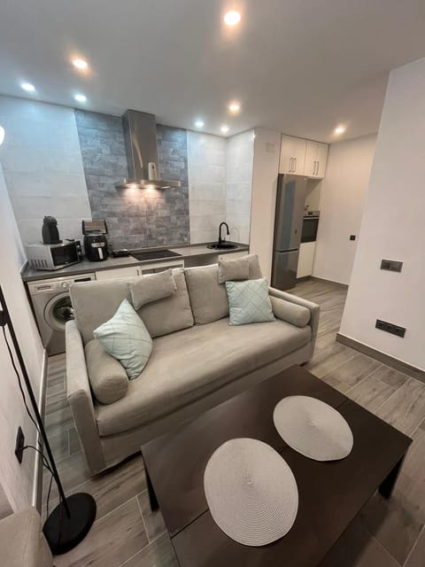 TV and multimedia, Living room, Dining area