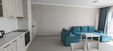 Sea Point La Mer Apartment hotel in Varna