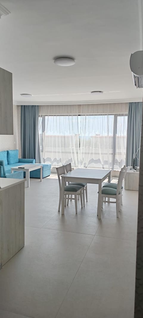 Sea Point La Mer Apartment hotel in Varna