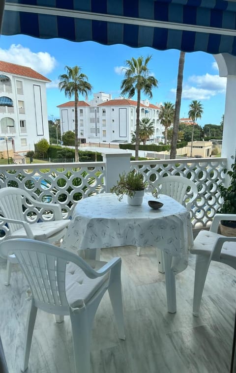 Family Holiday Apartment, Torremolinos Apartment in Torremolinos