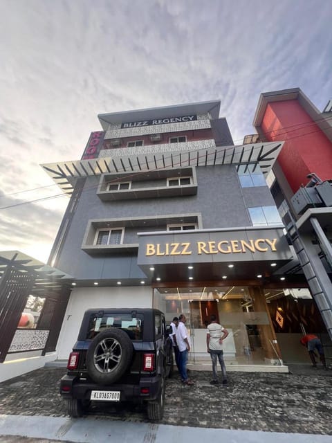 Property building, Facade/entrance