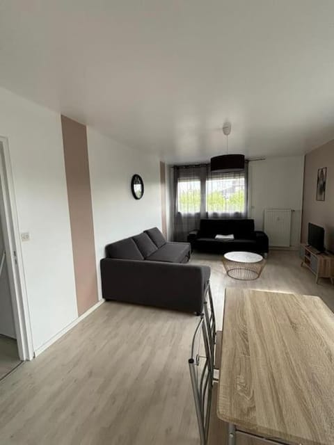 1 chambre proche du centre-ville Apartment in Hauts-de-France