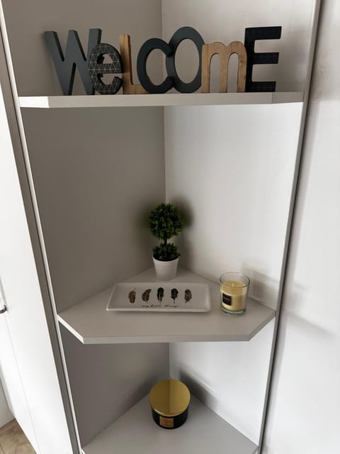 Text overlay, wardrobe