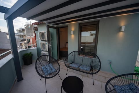 Patio, Day, View (from property/room), Balcony/Terrace