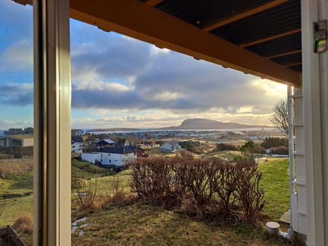 Day, Natural landscape, View (from property/room), City view, Mountain view, Sea view