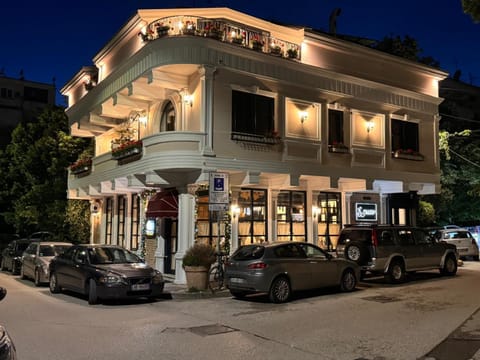 Property building, Night, Street view, Location