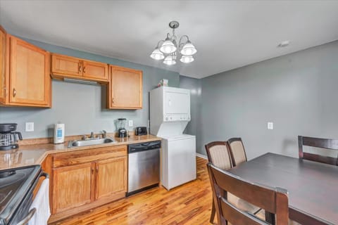 Historic First Floor Tower Grove Unit STL 1E House in southwest garden