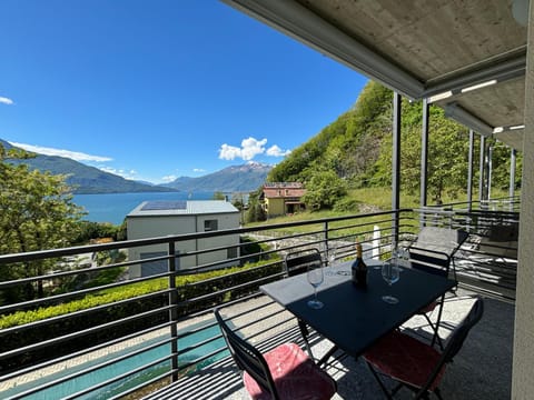Stella House, swimming pool Gera Lario - Larihome A68 Apartment in Canton of Grisons