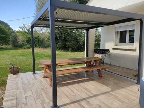 Villa dans la forêt provençale Apartment in French Riviera