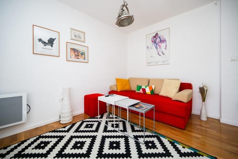 Living room, Seating area, heating