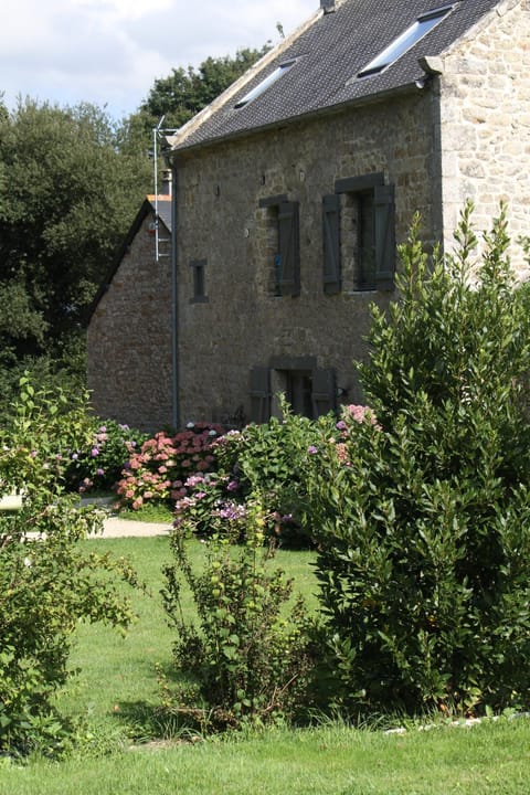 Property building, Garden