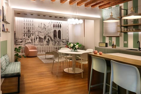 Kitchen or kitchenette, Living room, Dining area