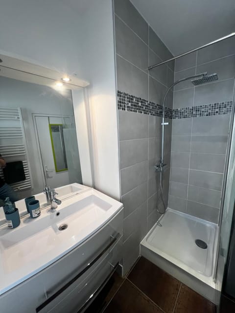 Maison de ville avec terrasse Apartment in Bourges