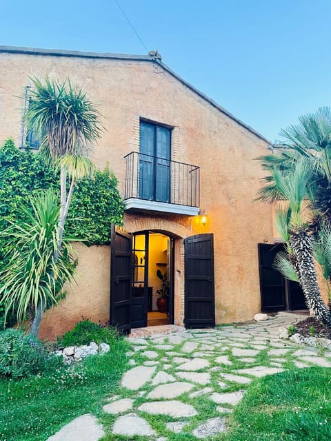 Property building, Garden view