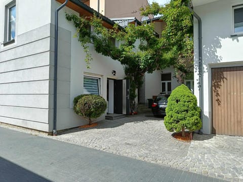 Property building, Neighbourhood, Street view, Parking
