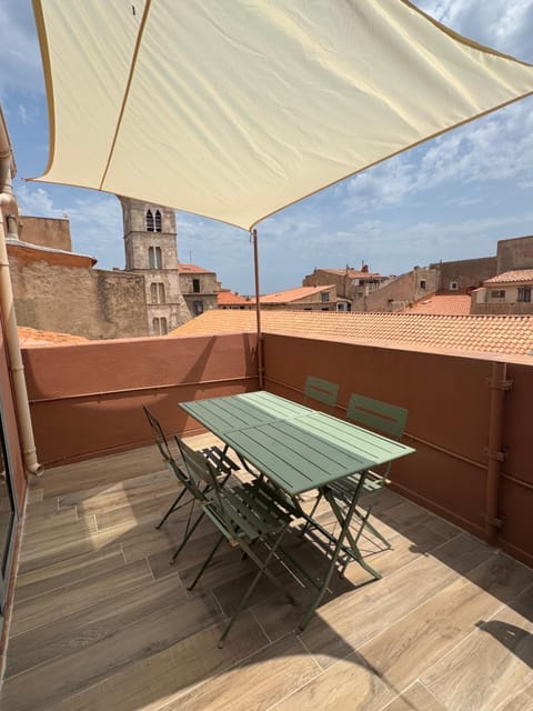 Balcony/Terrace, Balcony/Terrace