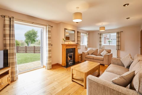 LetAway - Dove Cottage Pickering House in England